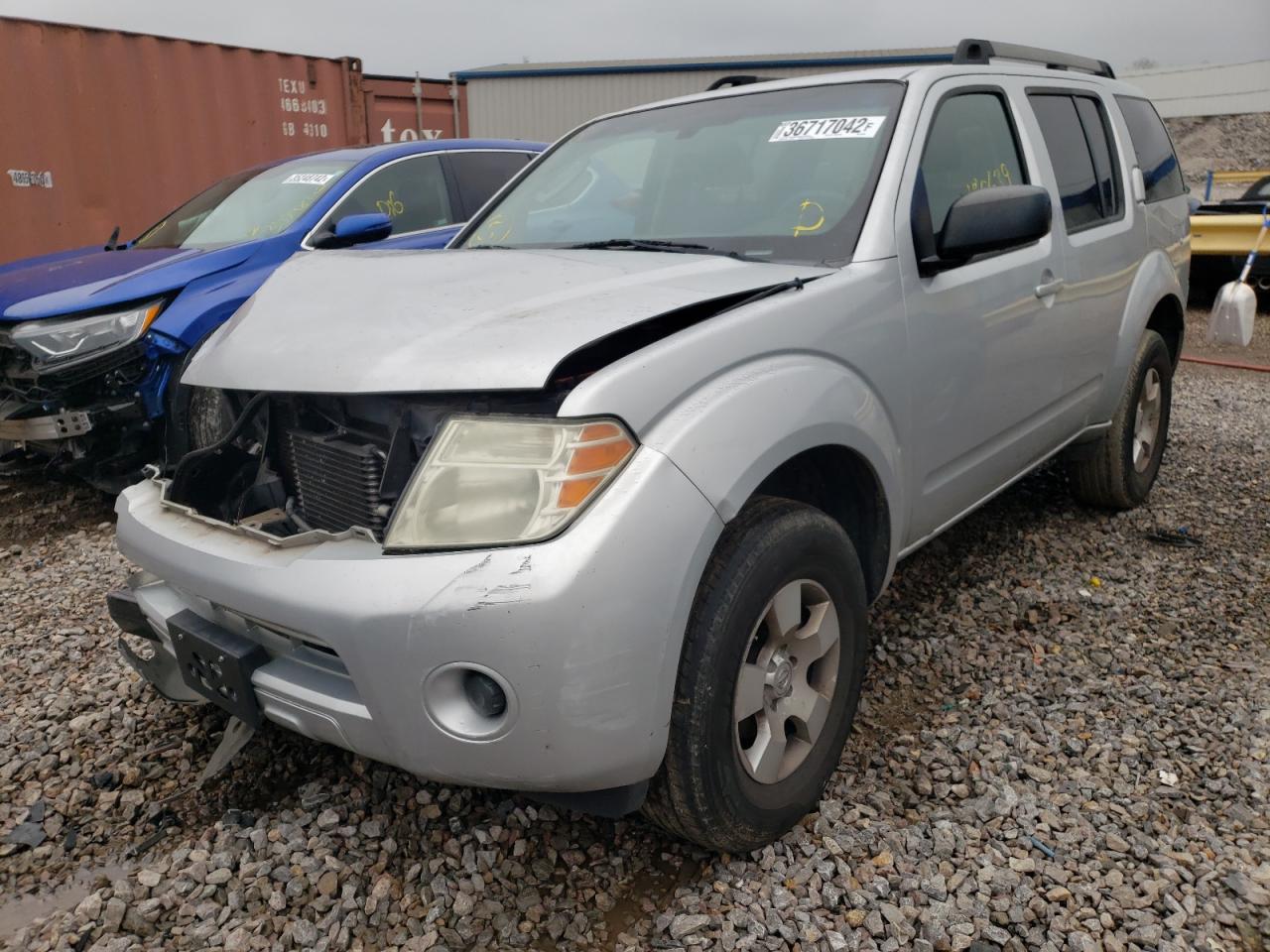 Photo 2 from auction – 2011 NISSAN PATHFINDER with VIN 5N1AR1NB5BC625033