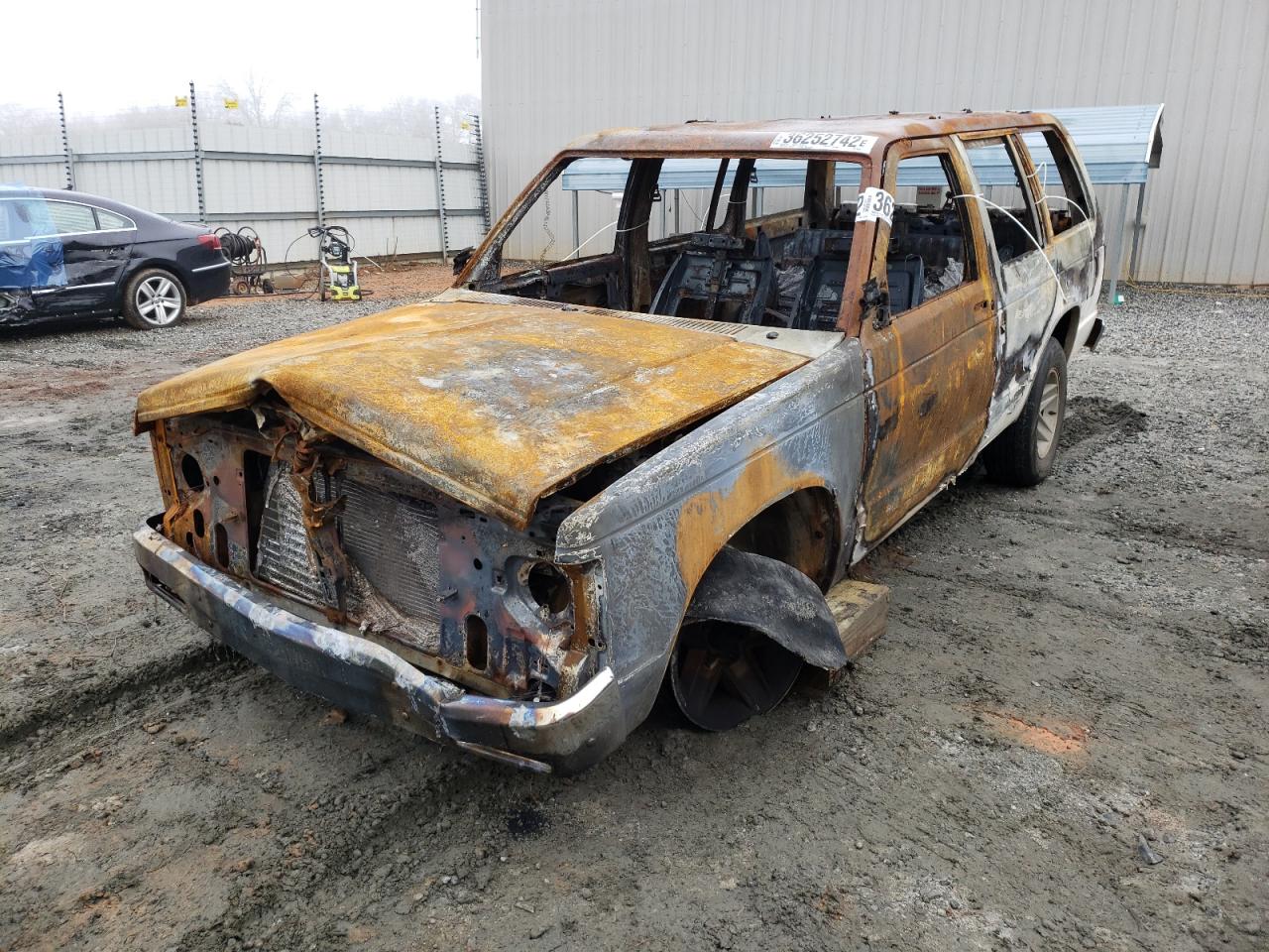 Photo 2 from auction – 1994 CHEVROLET BLAZER S10 with VIN 1GNCS13W6R2124358