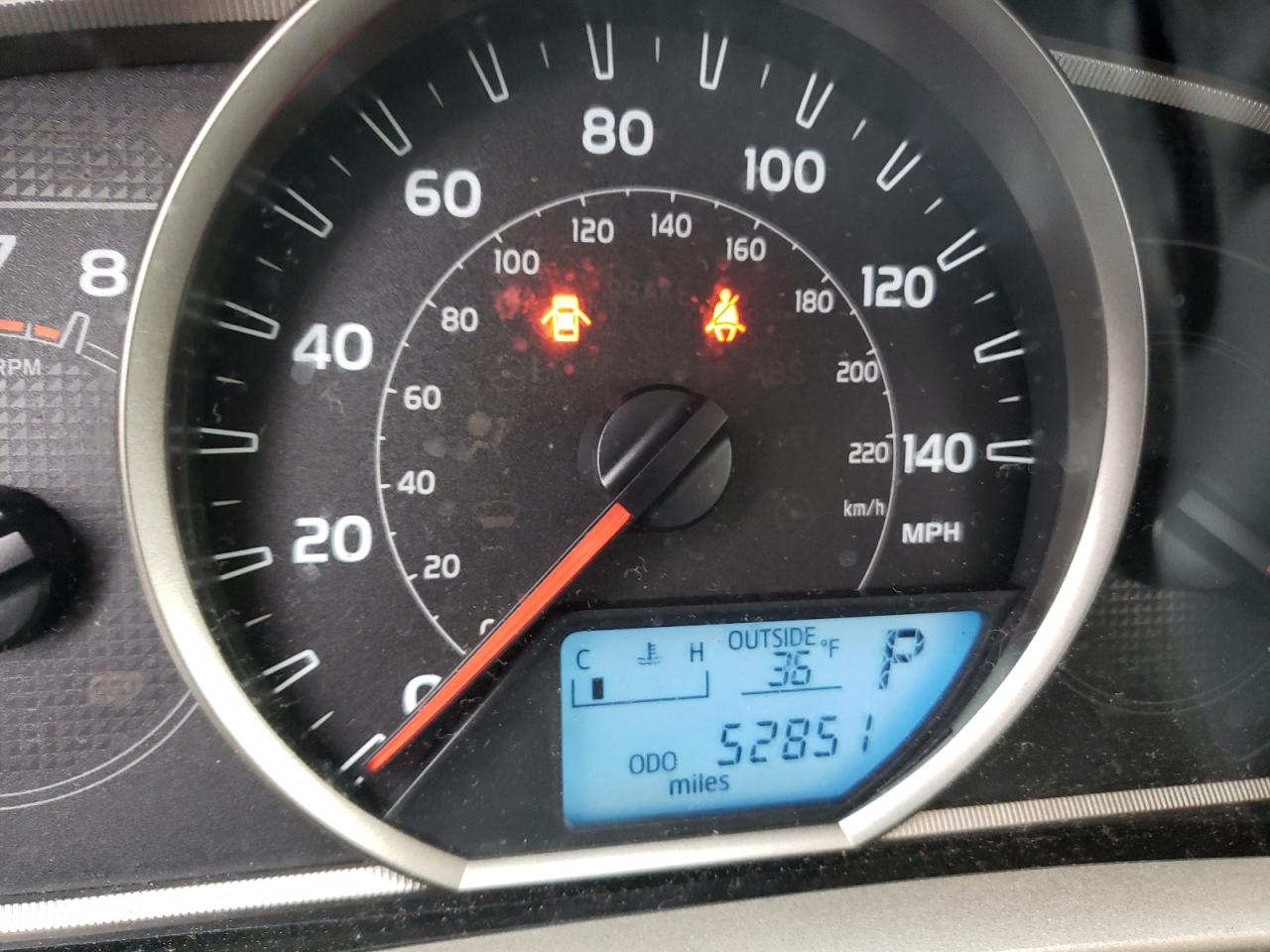 Photo 8 from auction – 2013 TOYOTA RAV4 with VIN JTMRFREV7DD028407