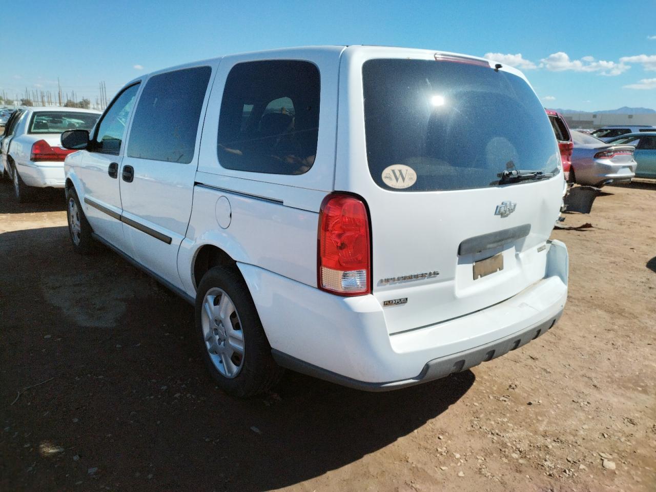 Photo 3 from auction – 2008 CHEVROLET UPLANDER L with VIN 1GNDV23W28D193147