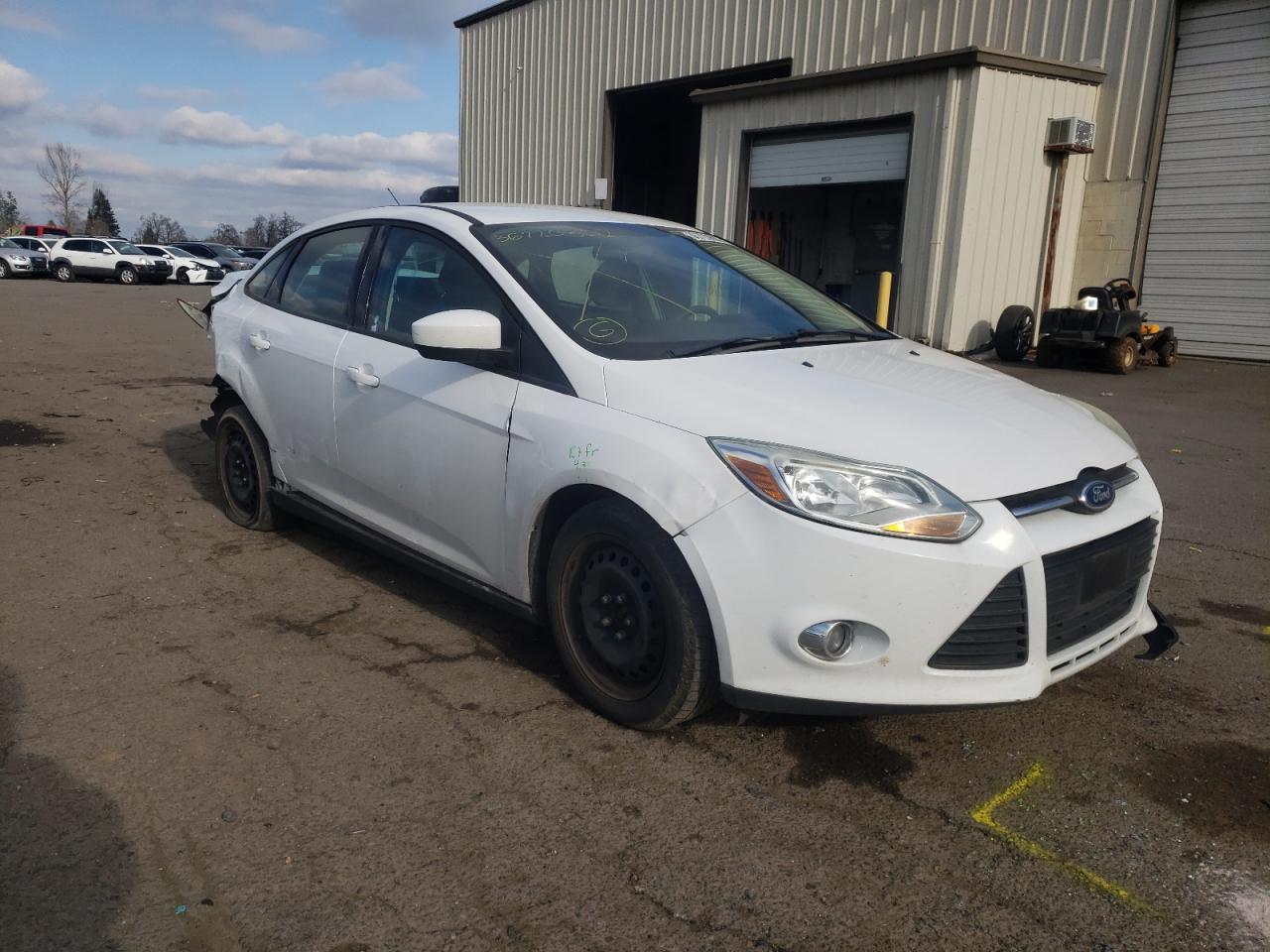 FORD FOCUS SE 2012 with VIN 1FAHP3F27CL212010 - Photo from auction