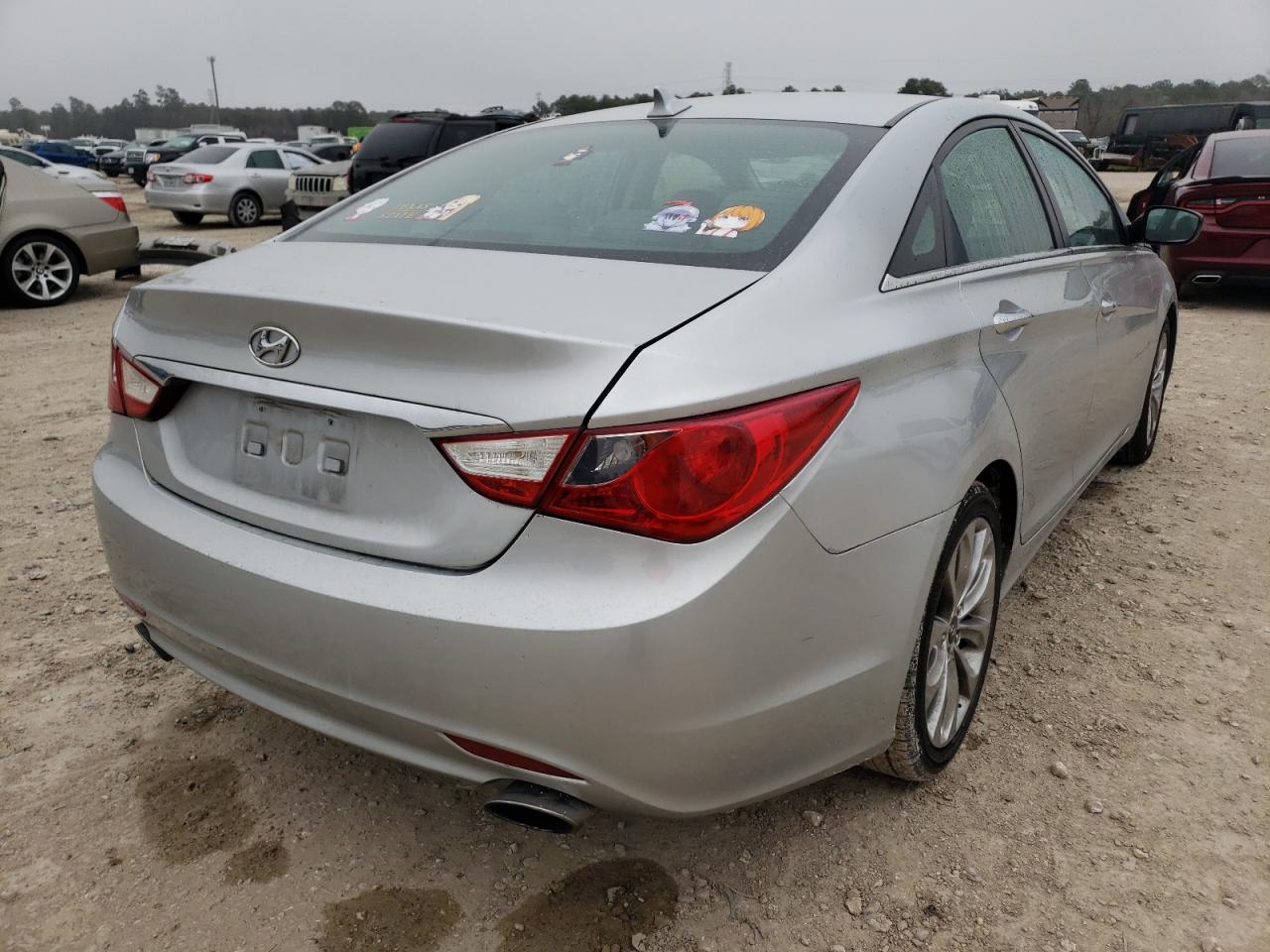Photo 4 from auction – 2011 HYUNDAI SONATA SE with VIN 5NPEC4AC8BH156368