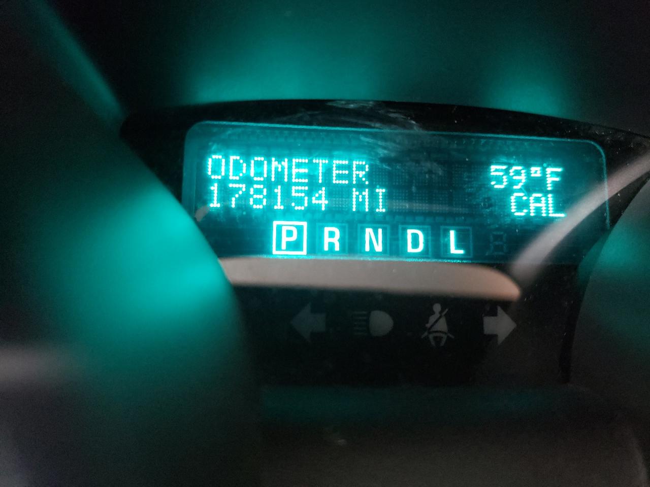 Photo 8 from auction – 2009 CHEVROLET TRAVERSE L with VIN 1GNER23D19S122672