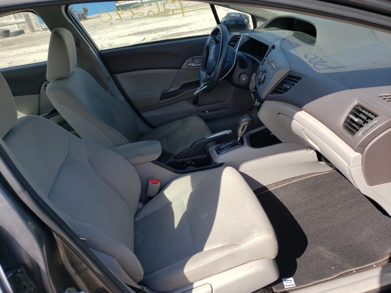 صورة رقم 5 من المزاد - 2012 HONDA CIVIC LX مع VIN 19XFB2F55CE062833