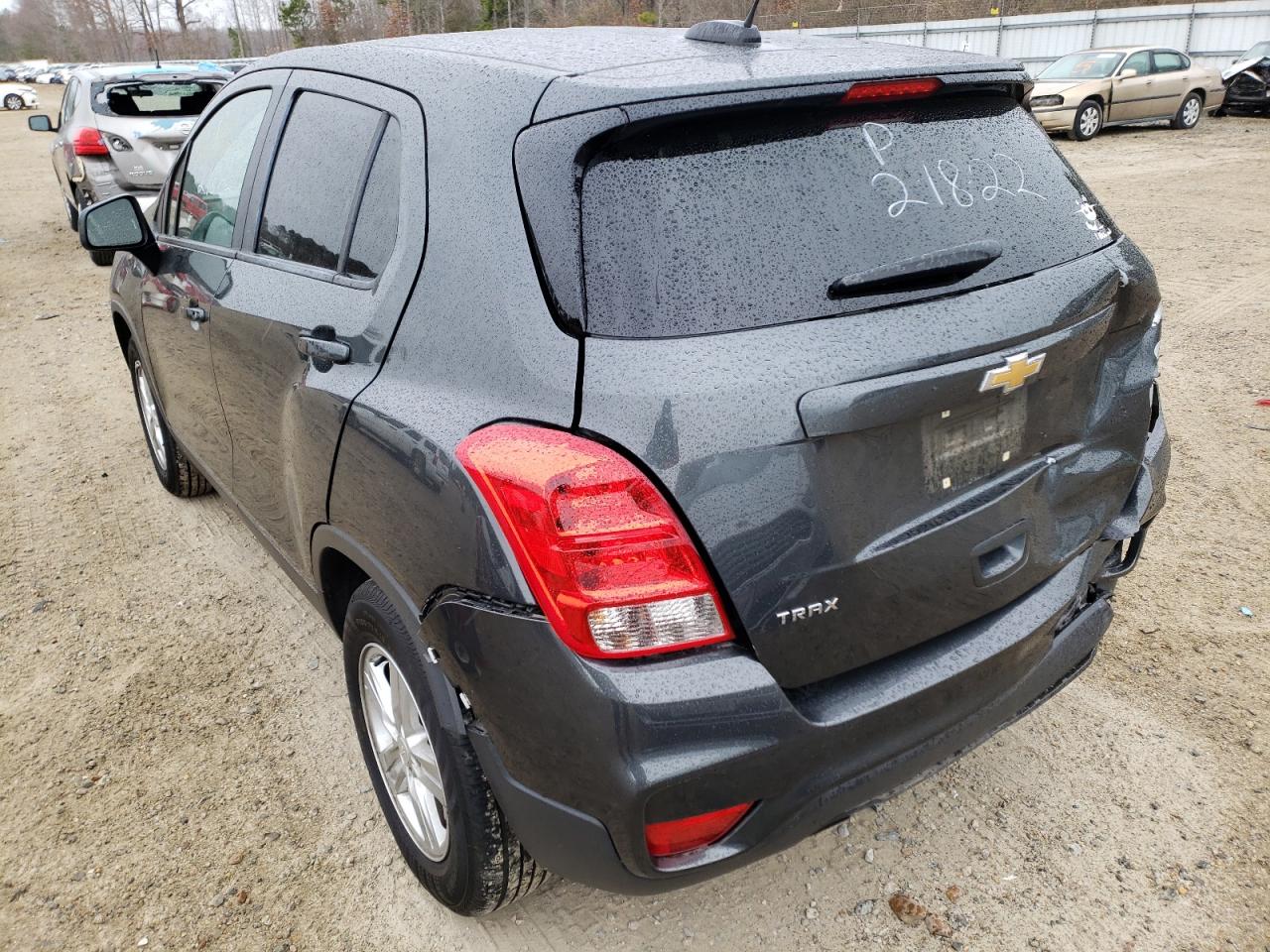 Photo 3 from auction – 2020 CHEVROLET TRAX LS with VIN 3GNCJKSB3LL142460