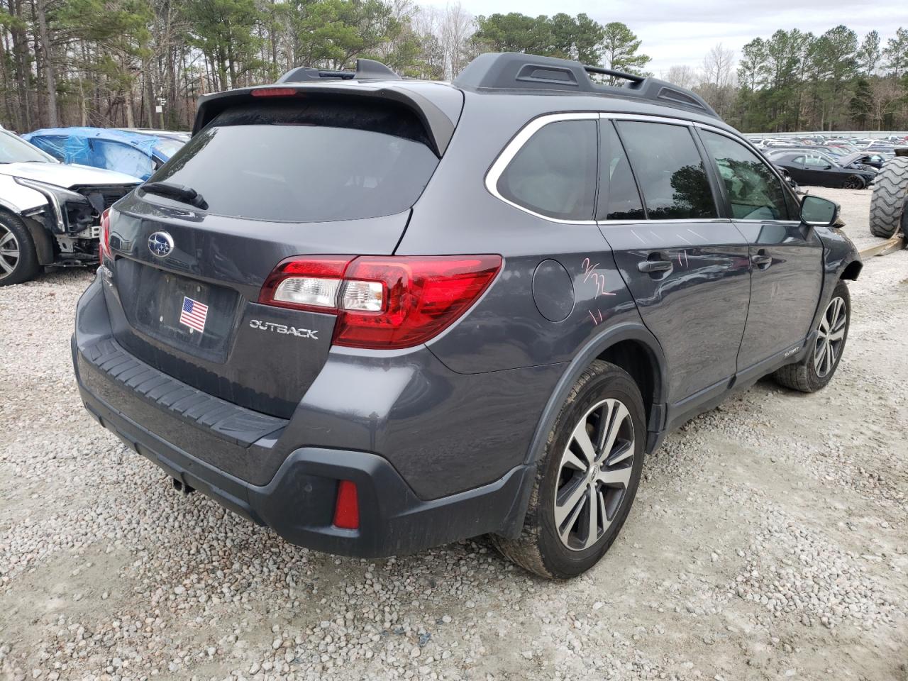 Photo 4 from auction – 2018 SUBARU OUTBACK 2. with VIN 4S4BSANC3J3351508
