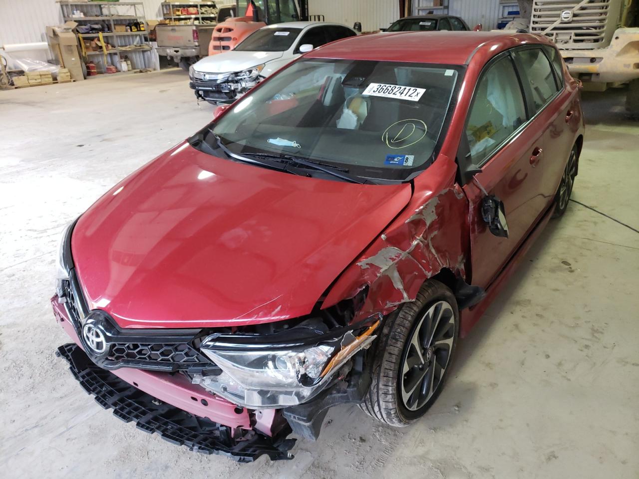 Photo 2 from auction – 2018 TOYOTA COROLLA IM with VIN JTNKARJE4JJ571888