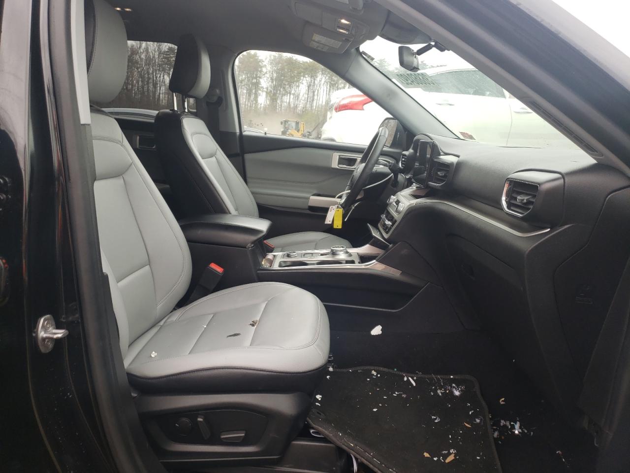 Photo 5 from auction – 2021 FORD EXPLORER X with VIN 1FMSK8DH3MGA02657