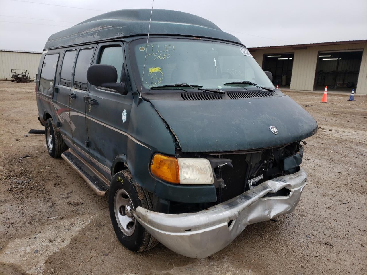 Photo 1 from auction – 1999 DODGE RAM VAN B1 with VIN 2B6HB11Y2XK515196