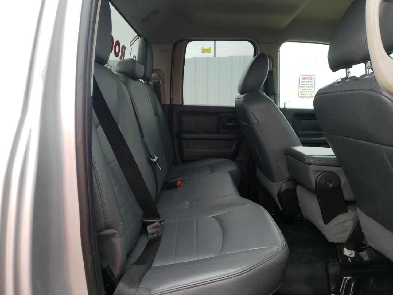 Photo 6 from auction – 2018 RAM 1500 ST with VIN 1C6RR6FG0JS336314