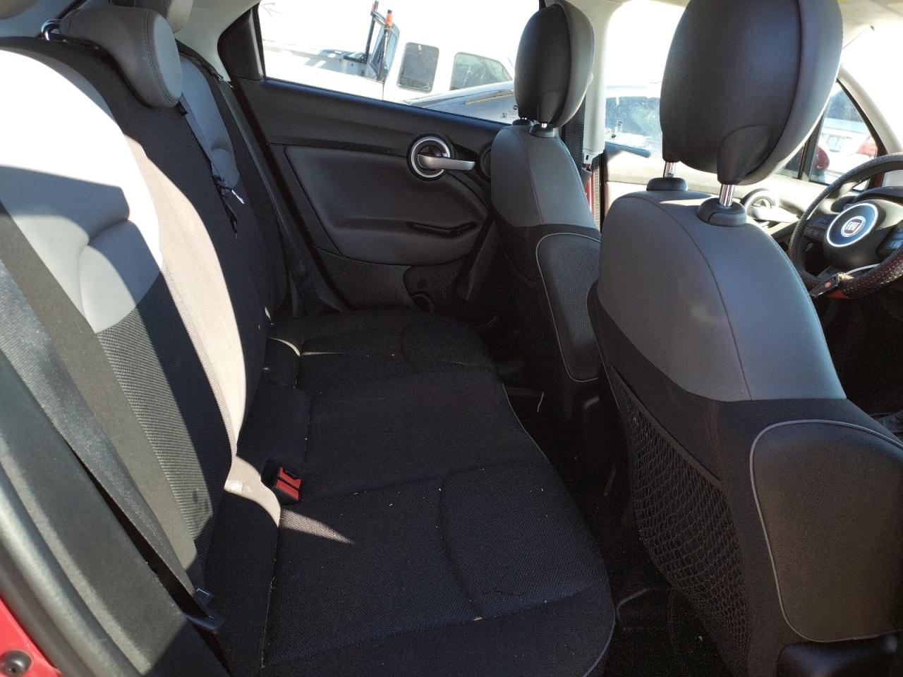 Photo 6 from auction – 2016 FIAT 500X EASY with VIN ZFBCFXBT0GP339793