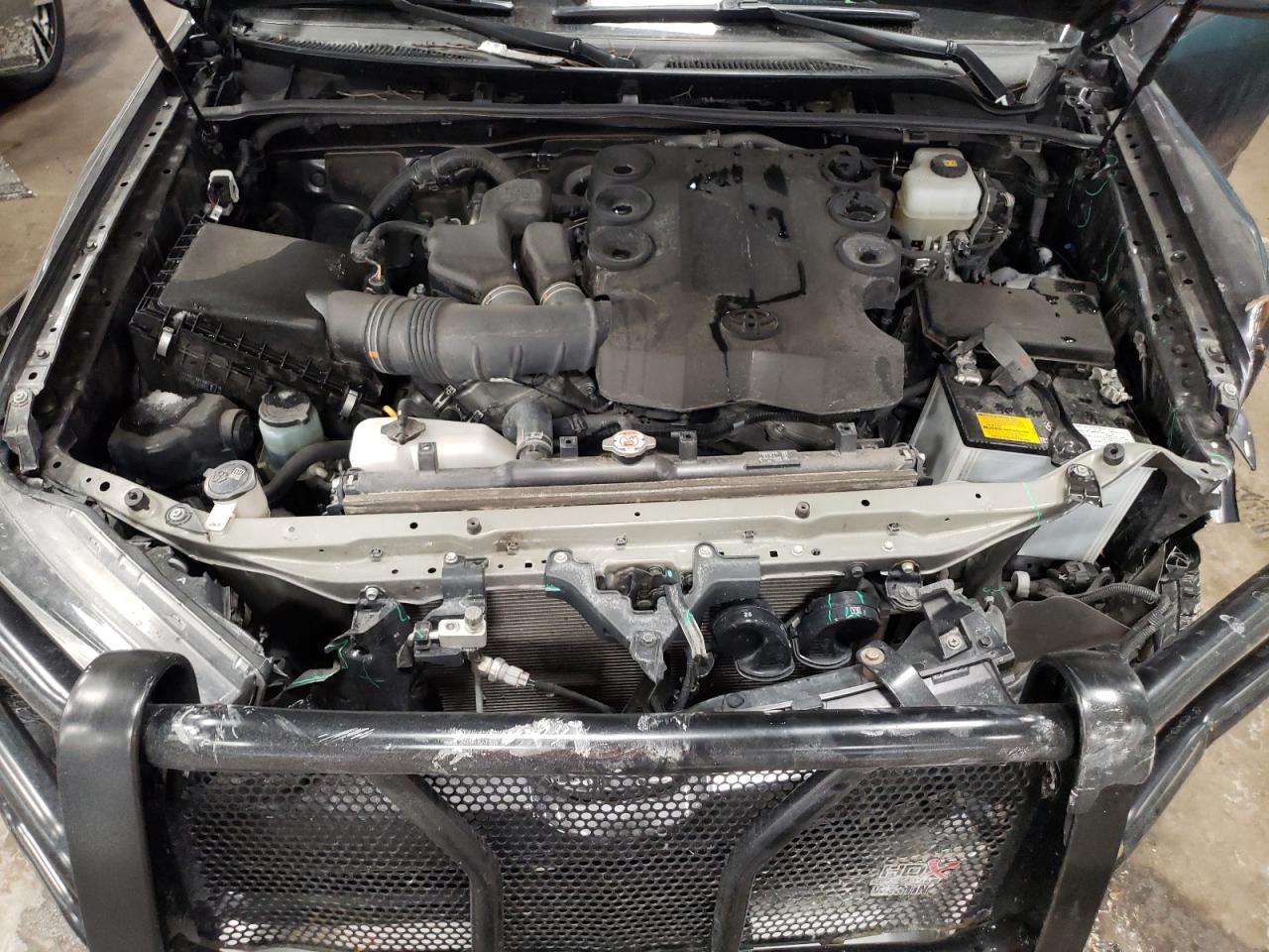 Photo 7 from auction – 2018 TOYOTA 4RUNNER SR with VIN JTEBU5JR3J5523925