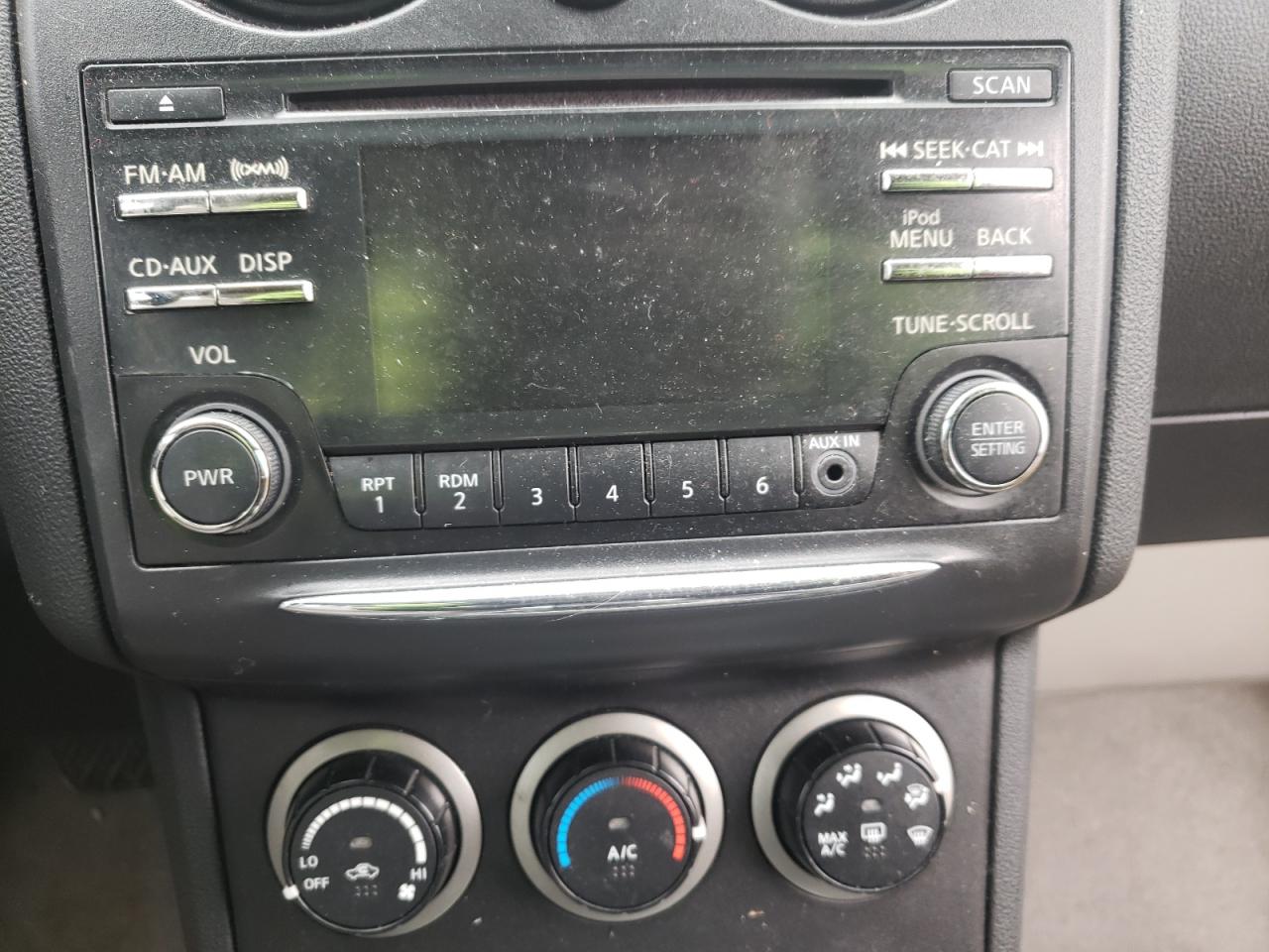 Photo 9 from auction – 2012 NISSAN ROGUE S with VIN JN8AS5MT2CW252581