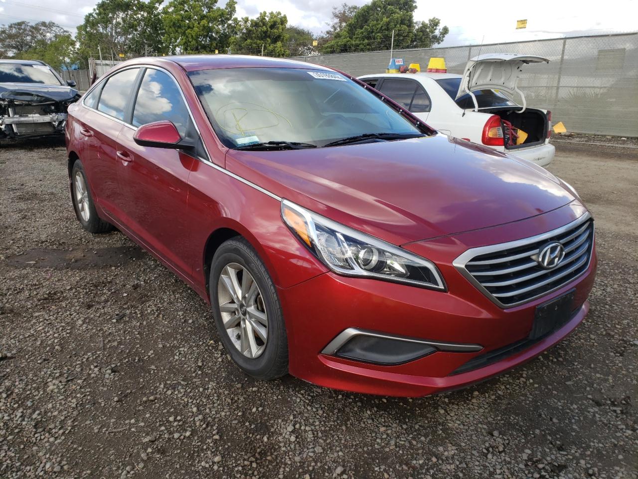 HYUNDAI SONATA SE 2016 with VIN 5NPE24AF9GH342358 - Photo from auction