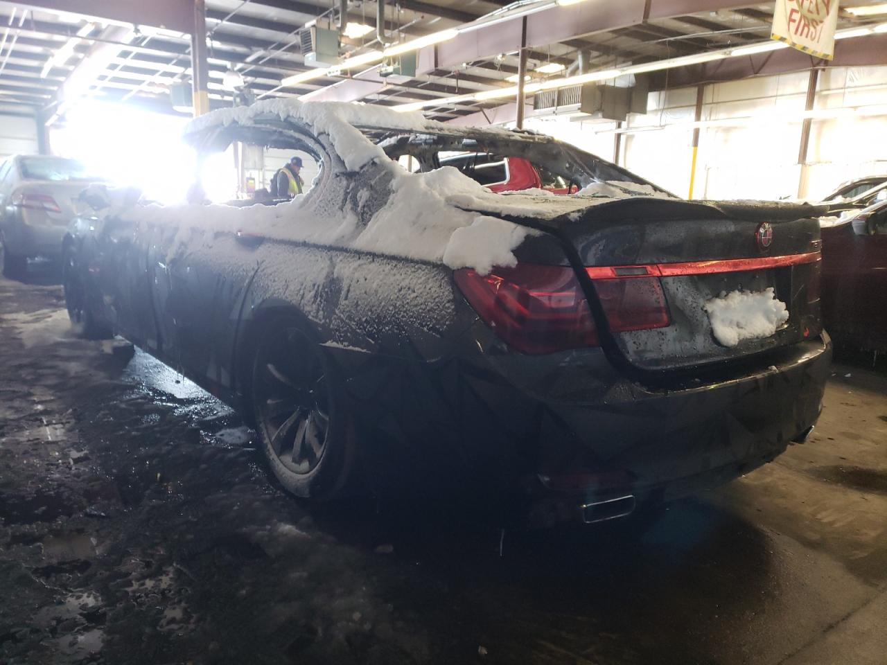 Photo 3 from auction – 2009 BMW 750 LI with VIN WBAKB83519CY62533
