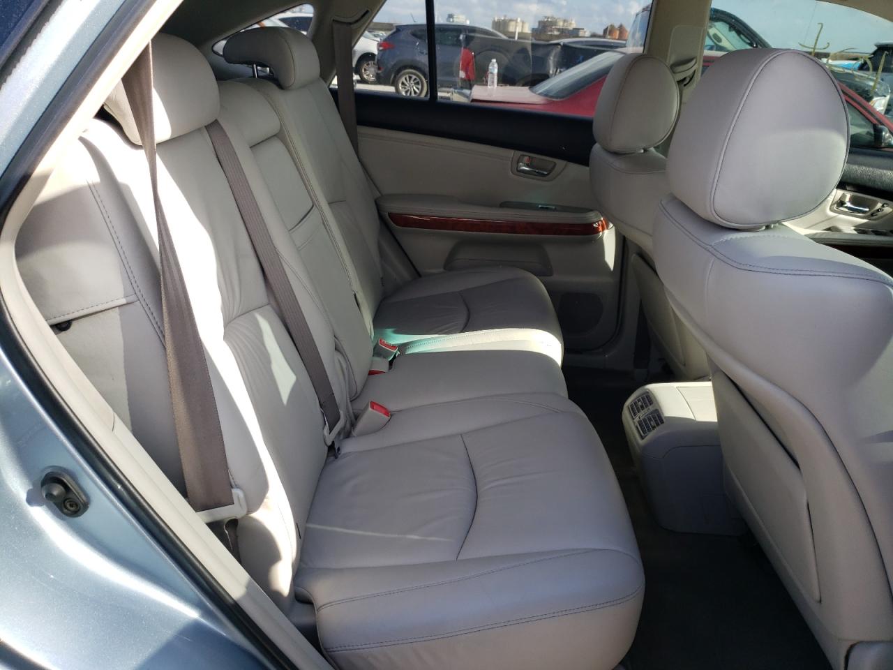 Photo 6 from auction – 2004 LEXUS RX 330 with VIN JTJGA31U840035189