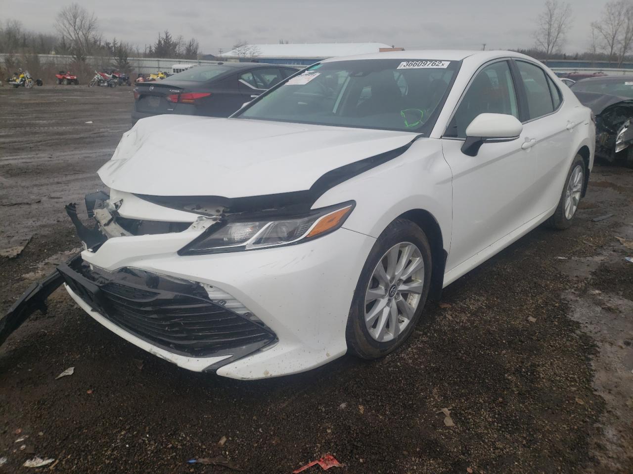 Photo 2 from auction – 2019 TOYOTA CAMRY L with VIN 4T1B11HK5KU779727