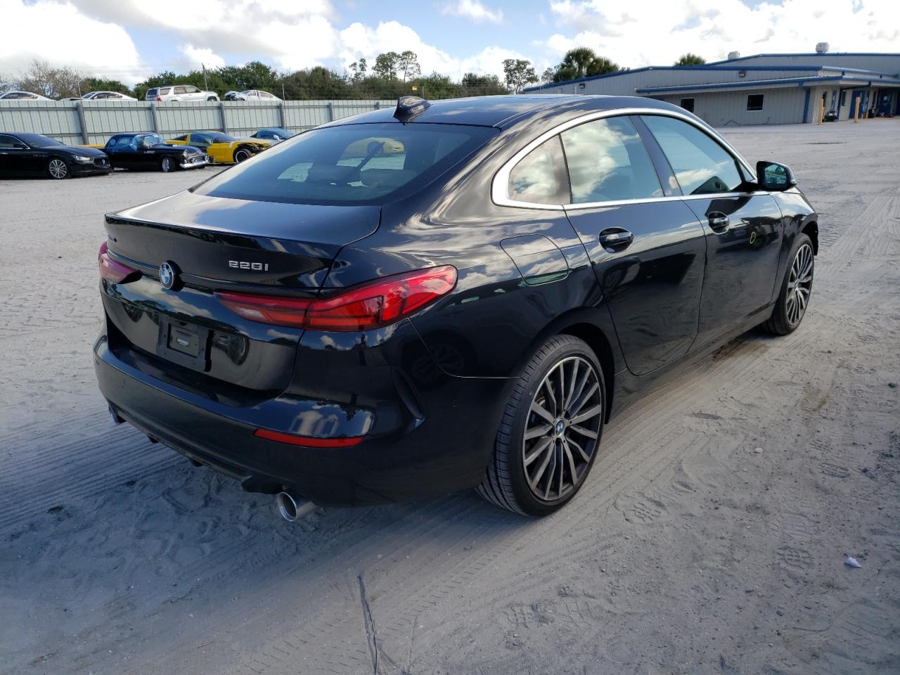 Photo 4 from auction – 2021 BMW 228XI with VIN WBA73AK00M7G54289