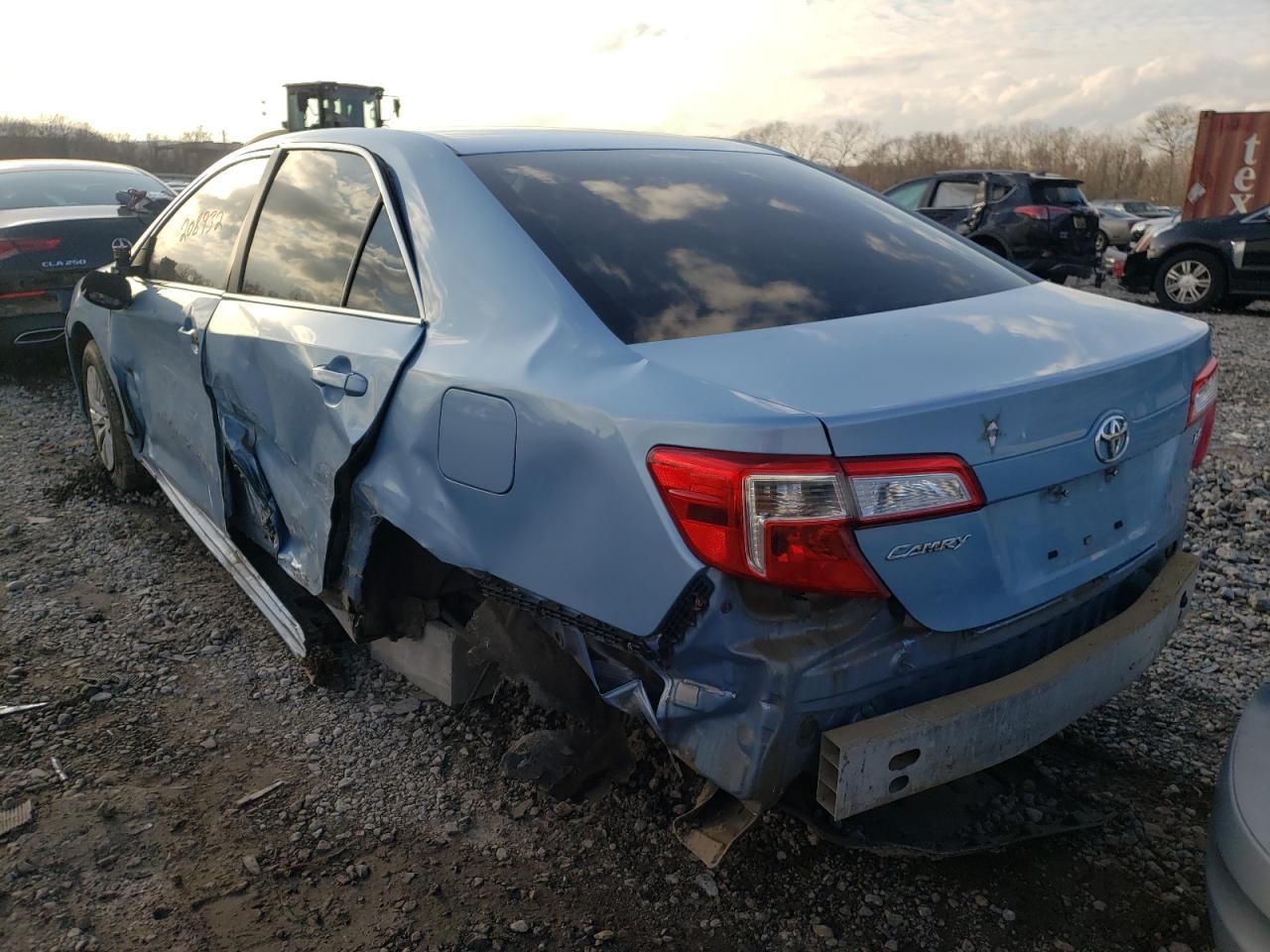 Photo 3 from auction – 2014 TOYOTA CAMRY L with VIN 4T1BF1FK7EU743319