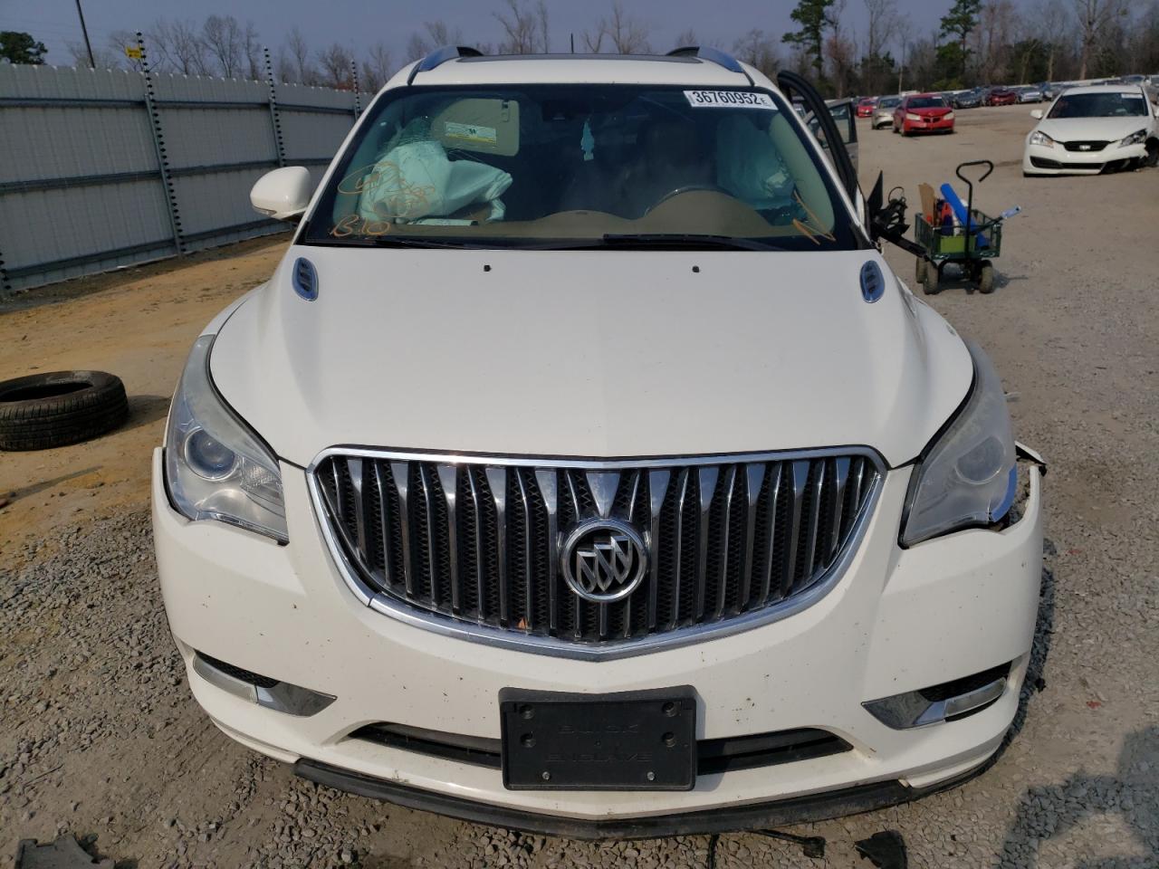 Photo 7 from auction – 2014 BUICK ENCLAVE with VIN 5GAKVBKD4EJ210495
