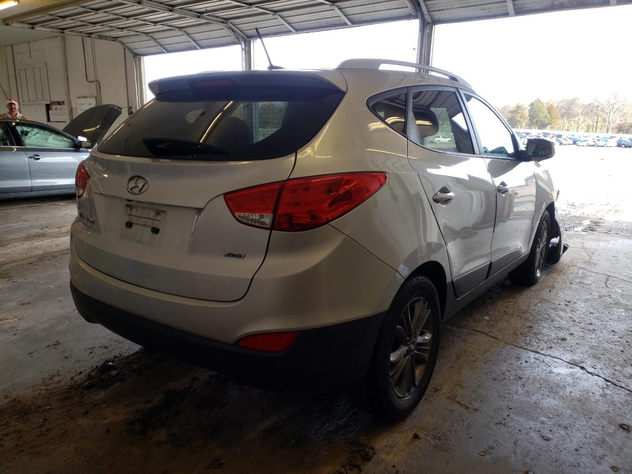 Photo 4 from auction – 2014 HYUNDAI TUCSON GLS with VIN KM8JUCAG4EU915032