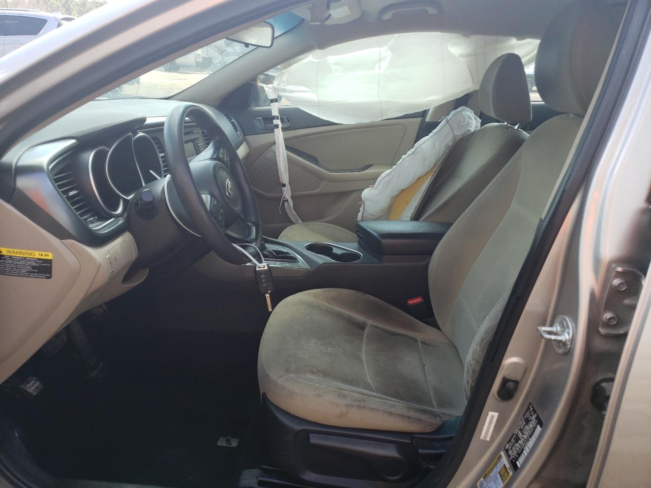 Photo 5 from auction – 2015 KIA OPTIMA LX with VIN 5XXGM4A73FG447869
