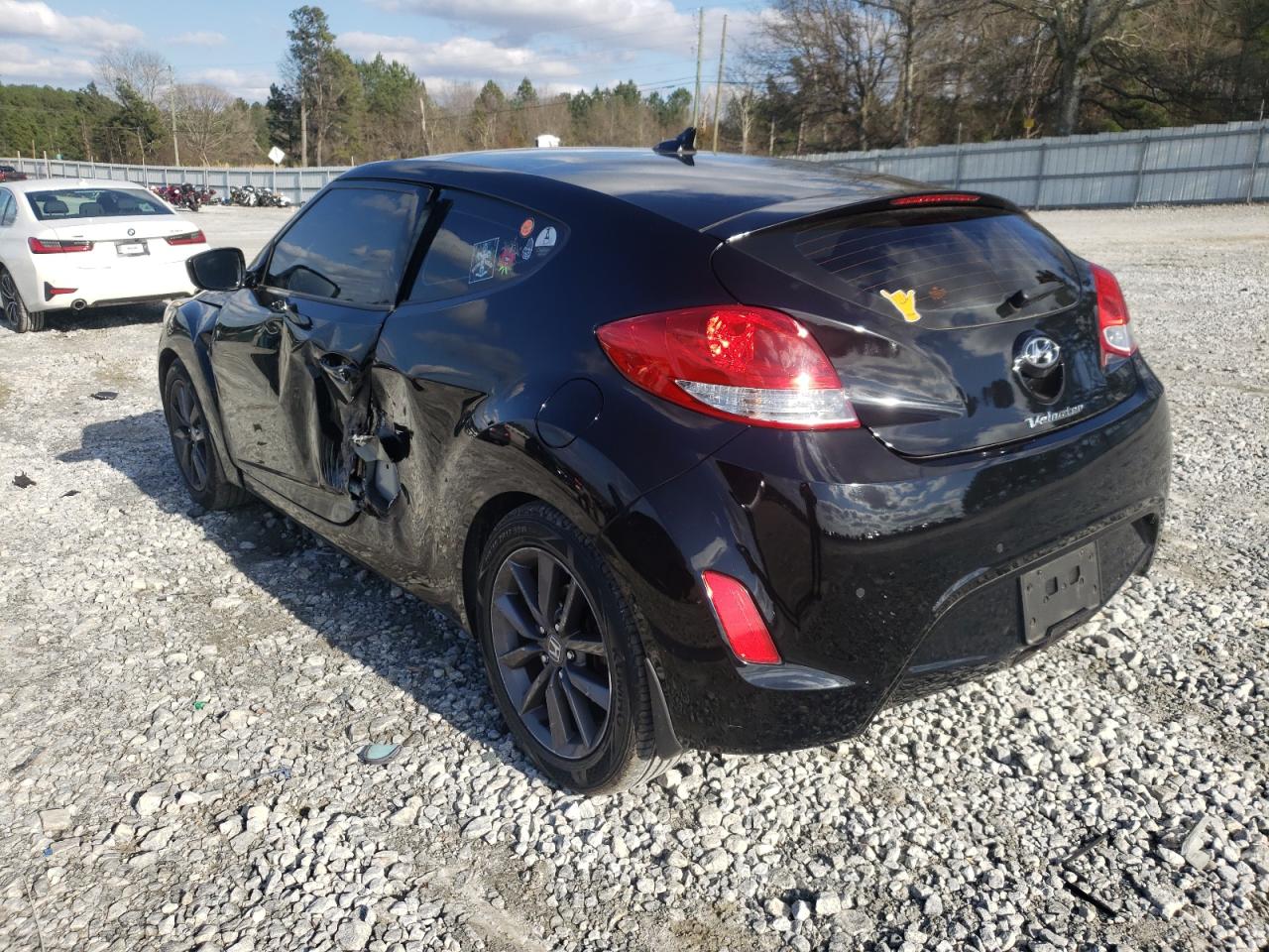 Photo 3 from auction – 2013 HYUNDAI VELOSTER with VIN KMHTC6AD7DU175249