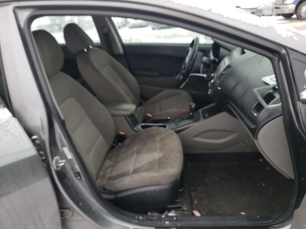 Photo 5 from auction – 2014 KIA FORTE EX with VIN KNAFX4A80E5234129