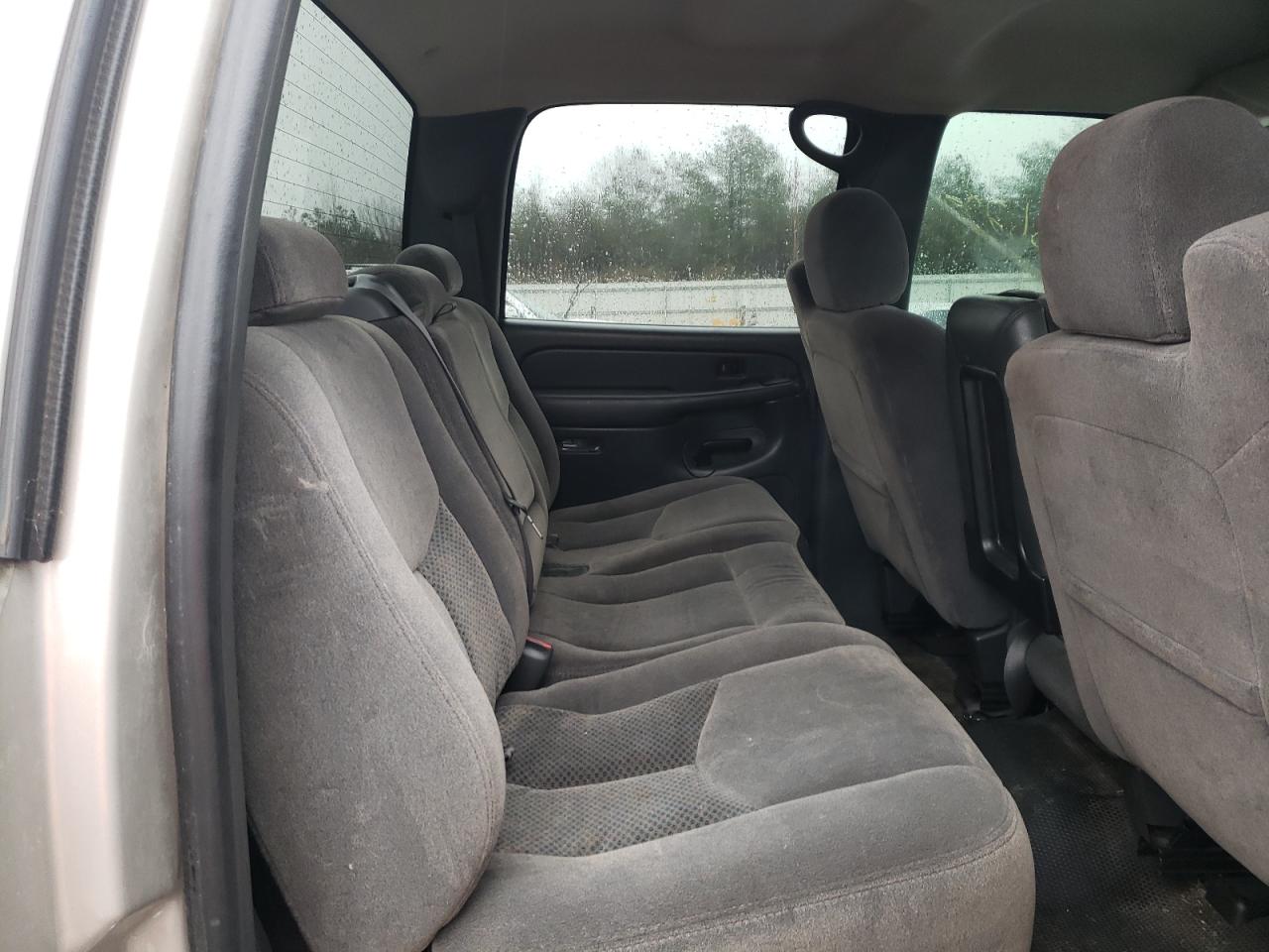 Photo 6 from auction – 2006 CHEVROLET SILVERADO with VIN 1GCHK23D66F236827