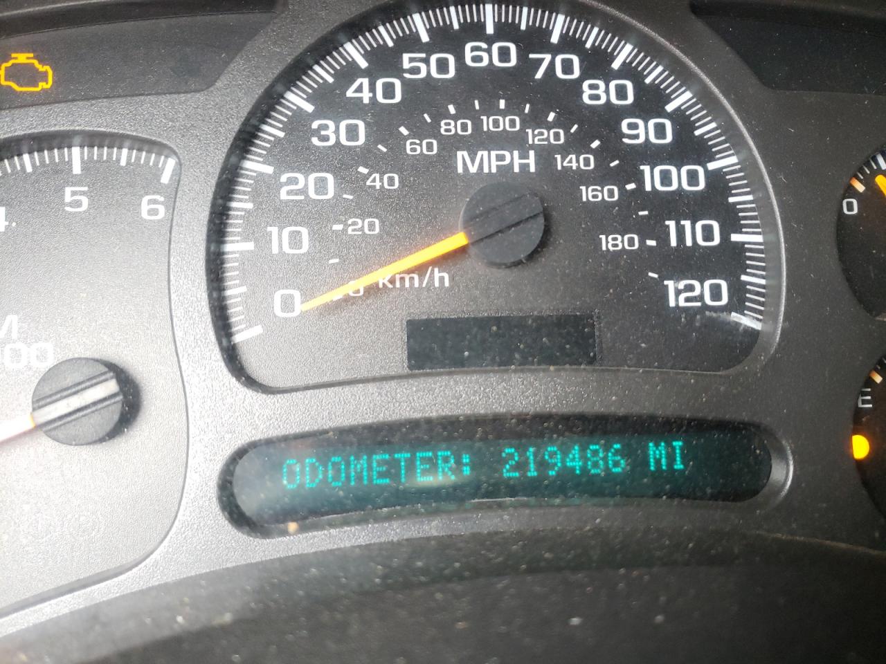 Photo 8 from auction – 2003 CHEVROLET SILVERADO with VIN 2GCEC19T131332456