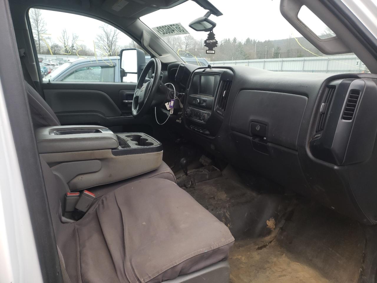 Photo 5 from auction – 2016 CHEVROLET SILVERADO with VIN 1GC1KUEGXGF192563