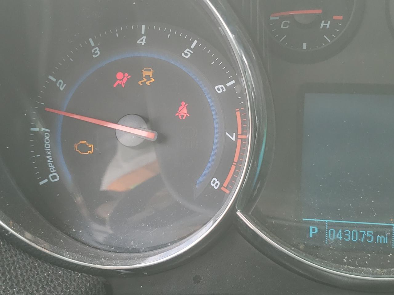 Photo 8 from auction – 2014 CHEVROLET CRUZE LT with VIN 1G1PC5SB1E7175933