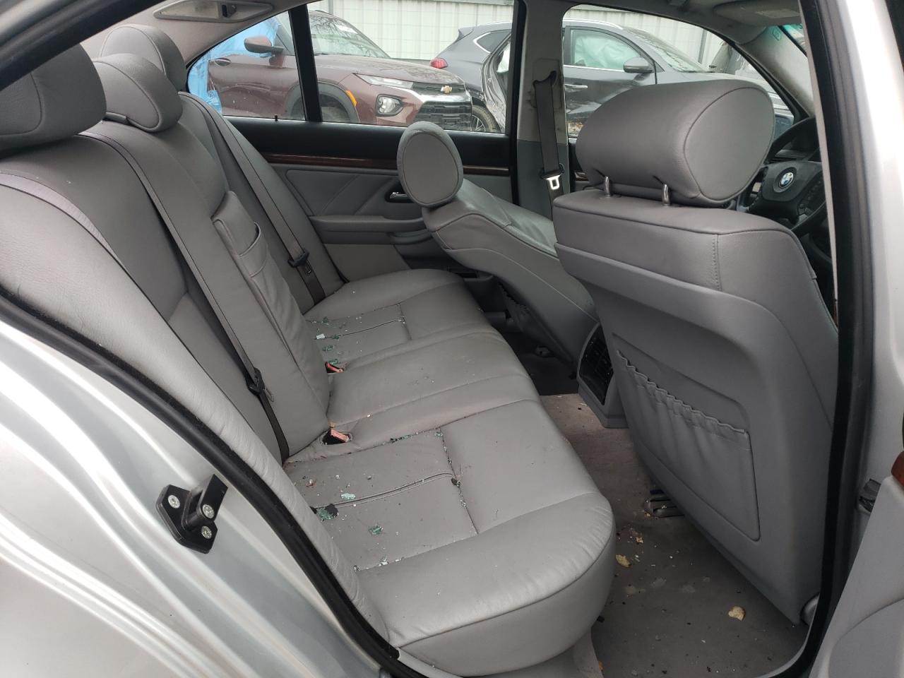 Photo 6 from auction – 2003 BMW 525 I with VIN WBADT33413GF43510