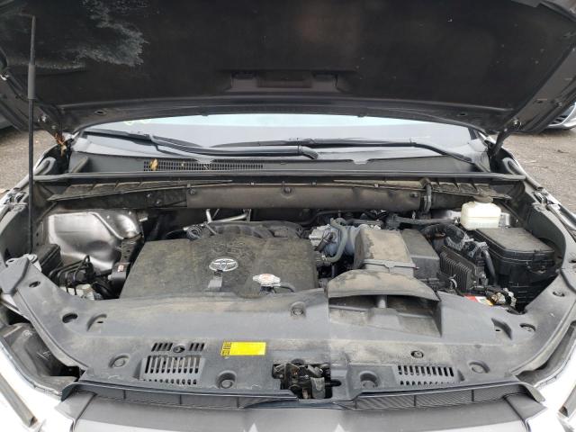 Photo 7 from auction – 2018 TOYOTA HIGHLANDER with VIN 5TDJZRFH4JS553177