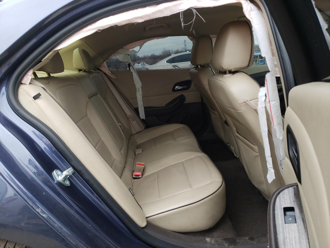 Photo 6 from auction – 2015 CHEVROLET MALIBU with VIN 1G11D5SL6FF327448