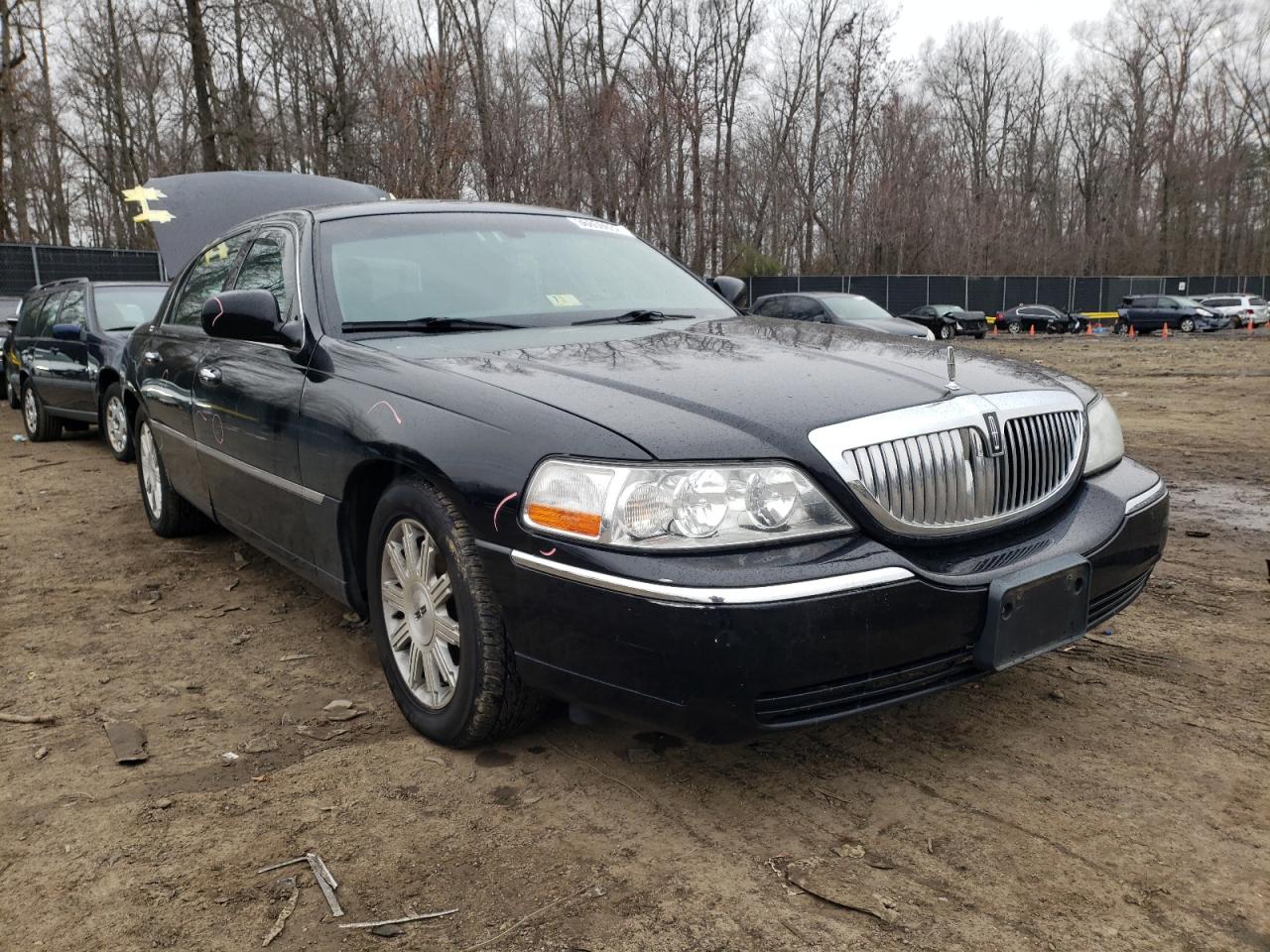 Photo 1 from auction – 2011 LINCOLN TOWN CAR S with VIN 2LNBL8CV7BX760531