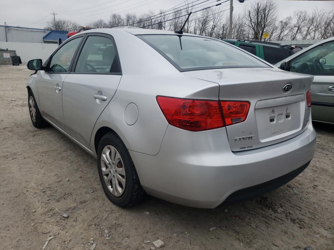 Photo 3 from auction – 2013 KIA FORTE EX with VIN KNAFU4A2XD5646285