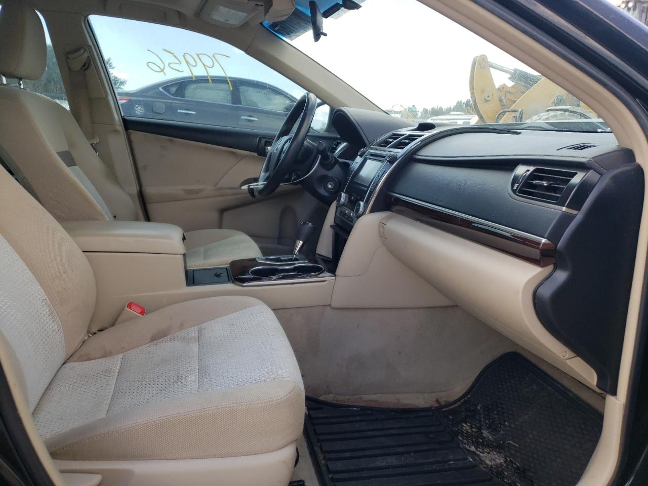 Photo 5 from auction – 2012 TOYOTA CAMRY BASE with VIN 4T1BF1FK8CU063961