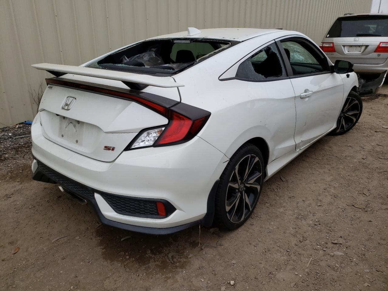 Photo 4 from auction – 2017 HONDA CIVIC SI with VIN 2HGFC3A55HH750368
