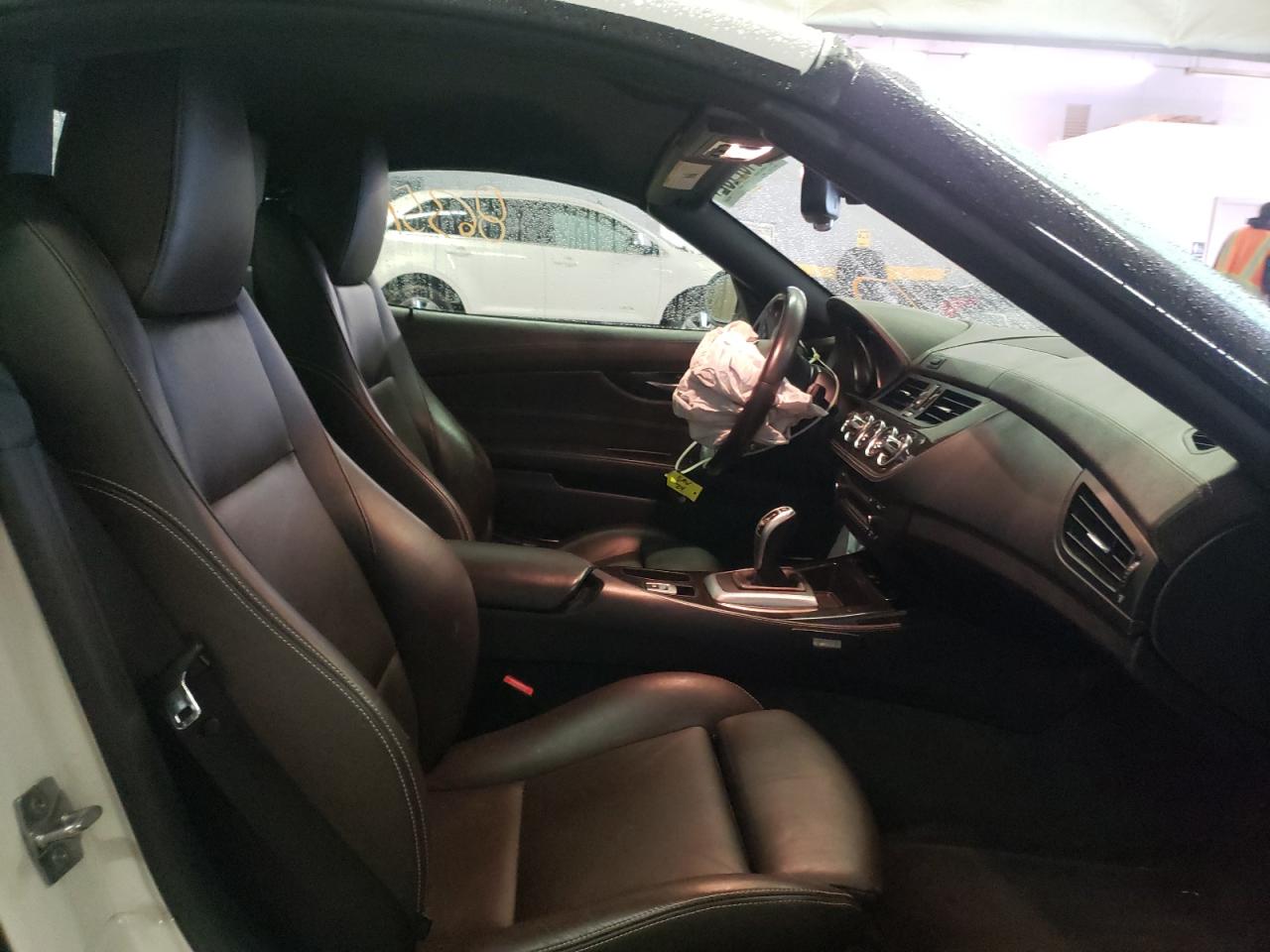 Photo 5 from auction – 2012 BMW Z4 SDRIVE3 with VIN WBALM7C5XCE385119