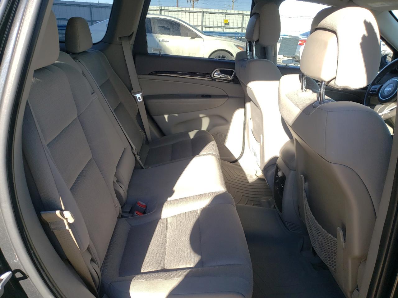 Photo 6 from auction – 2011 JEEP GRAND CHER with VIN 1J4RR4GGXBC697857