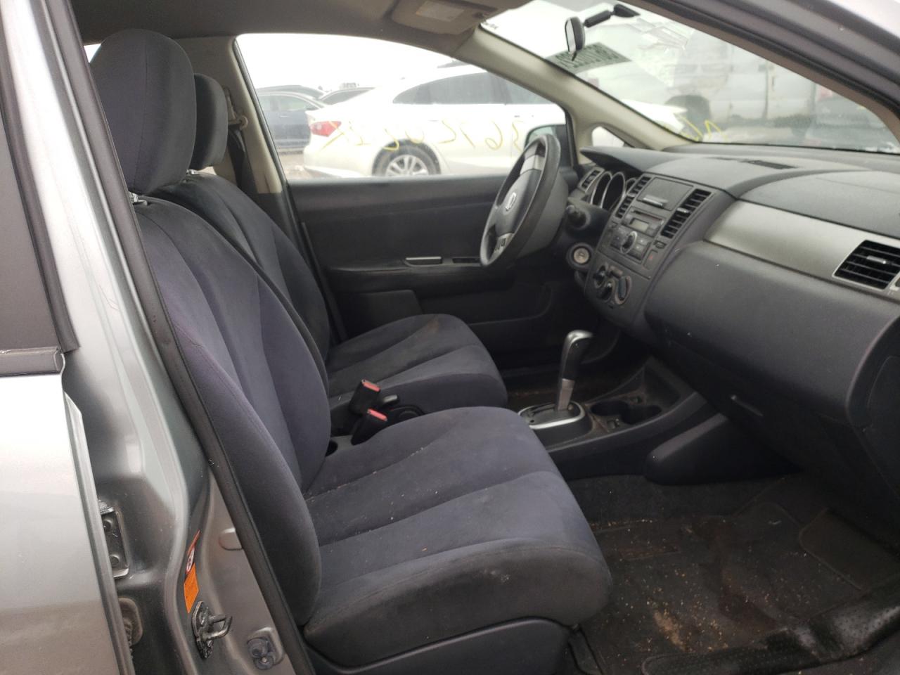 Photo 5 from auction – 2009 NISSAN VERSA S with VIN 3N1BC13E89L432481