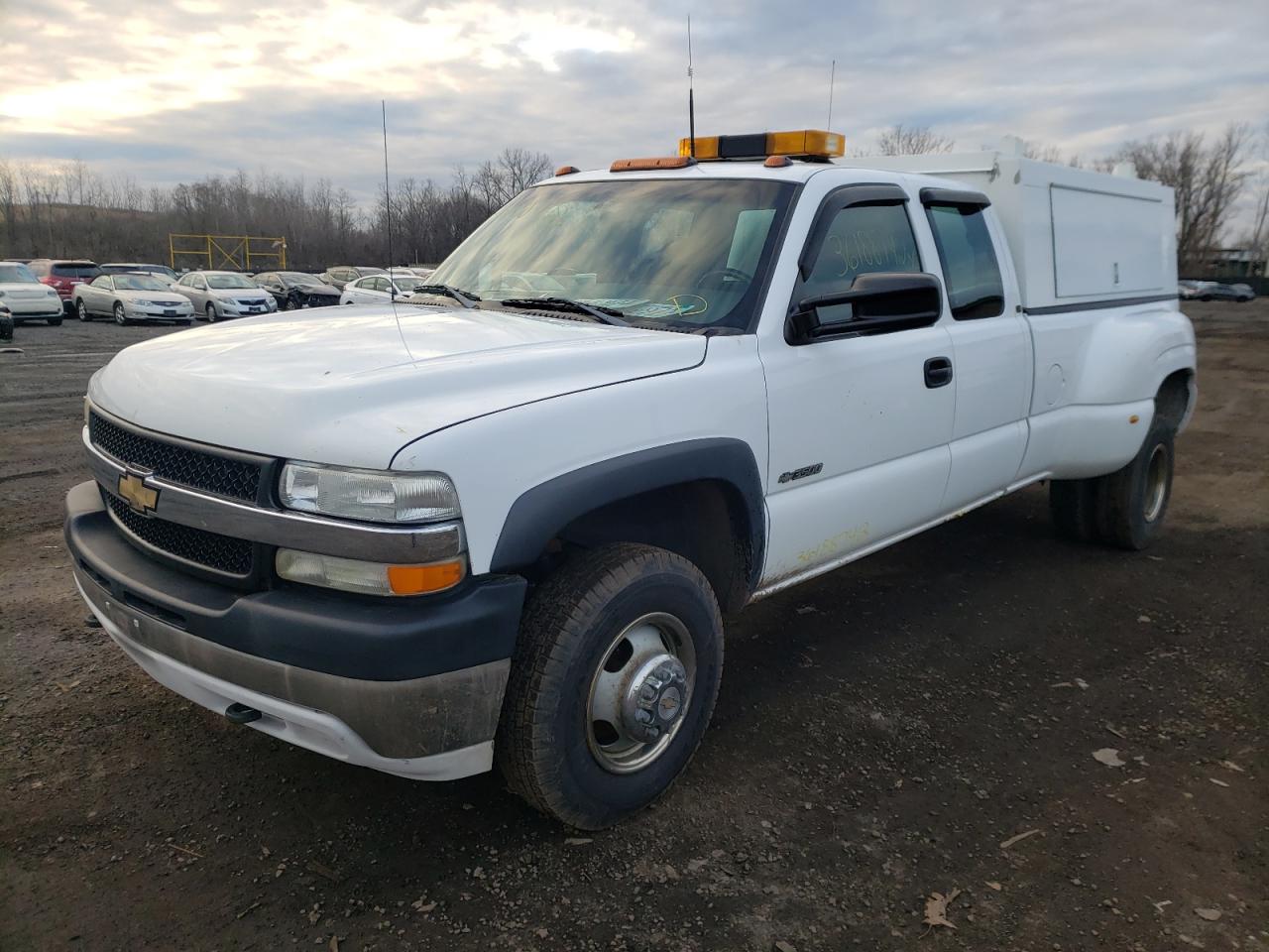 Photo 2 from auction – 2001 CHEVROLET SILVERADO with VIN 1GCJK39U91E284285