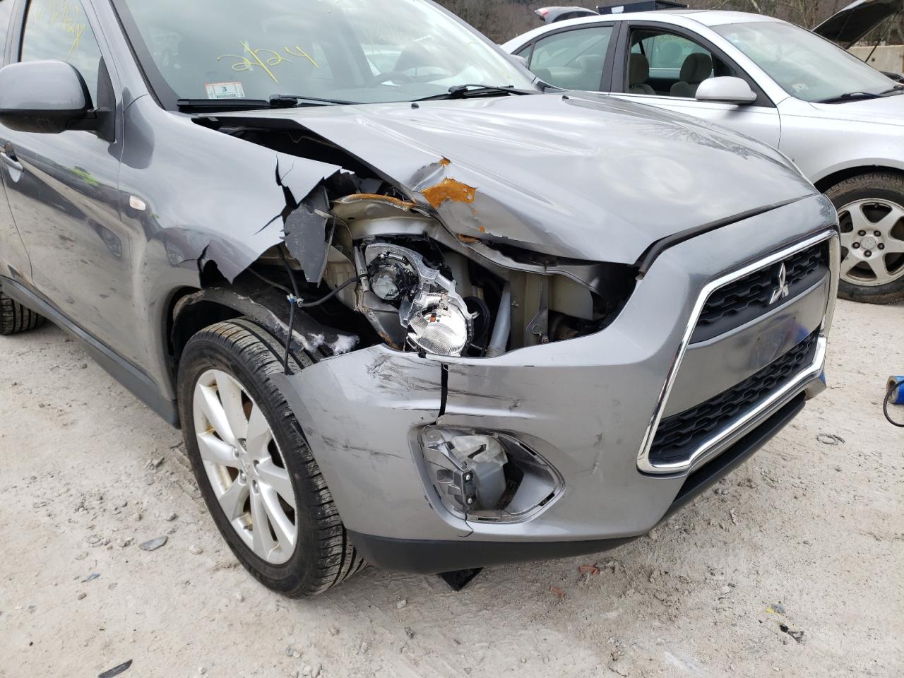 Photo 9 from auction – 2014 MITSUBISHI OUTLANDER with VIN 4A4AR3AUXEE018831