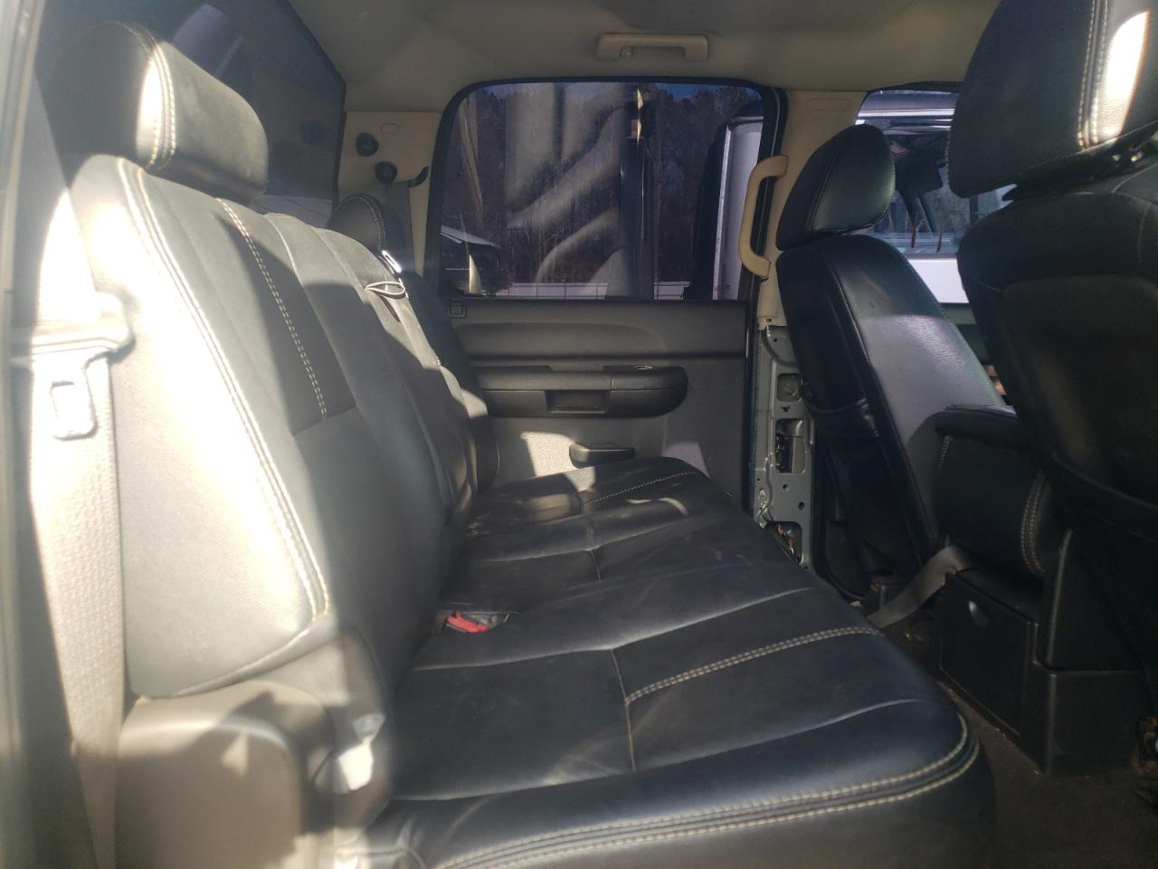 Photo 6 from auction – 2008 GMC SIERRA K15 with VIN 3GTEK13J48G240394