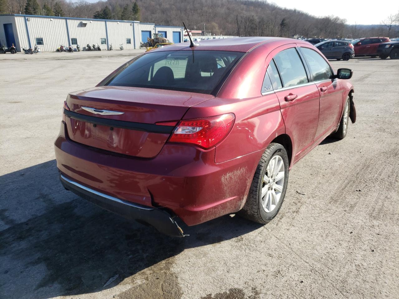 Photo 4 from auction – 2013 CHRYSLER 200 TOURIN with VIN 1C3CCBBB8DN570257