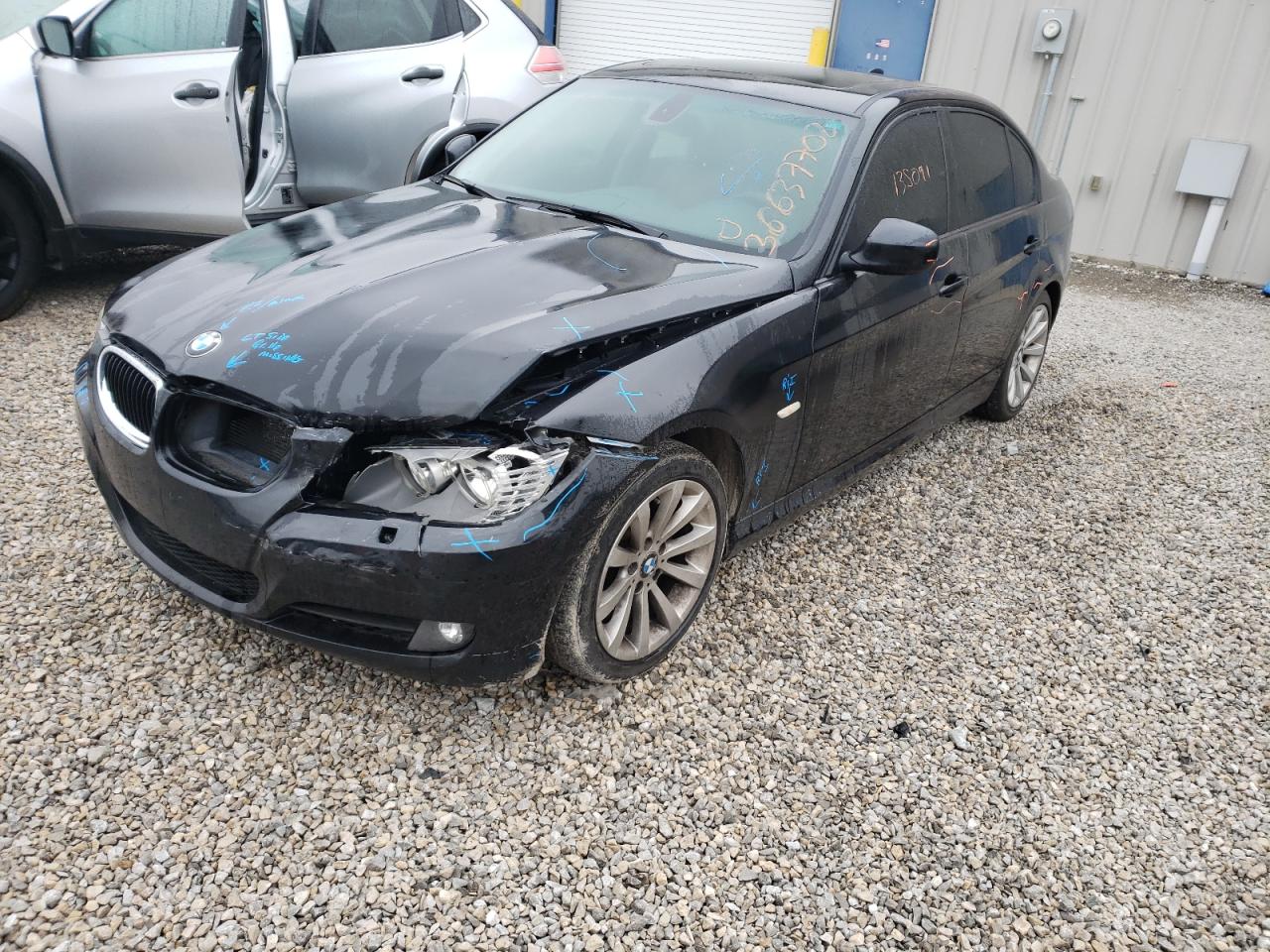 Photo 2 from auction – 2011 BMW 328 I with VIN WBAPH7C58BE851652