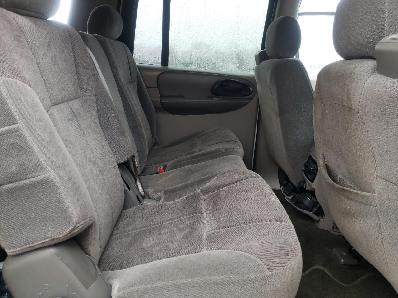 Photo 6 from auction – 2003 CHEVROLET TRAILBLAZE with VIN 1GNES16S836236886