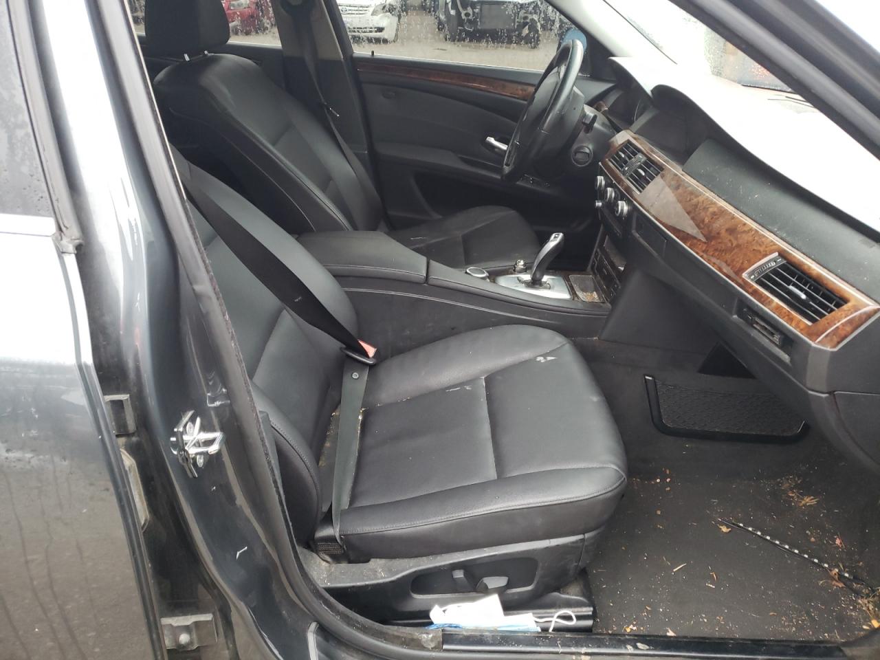 Photo 5 from auction – 2008 BMW 528 I with VIN WBANU53588CT06420