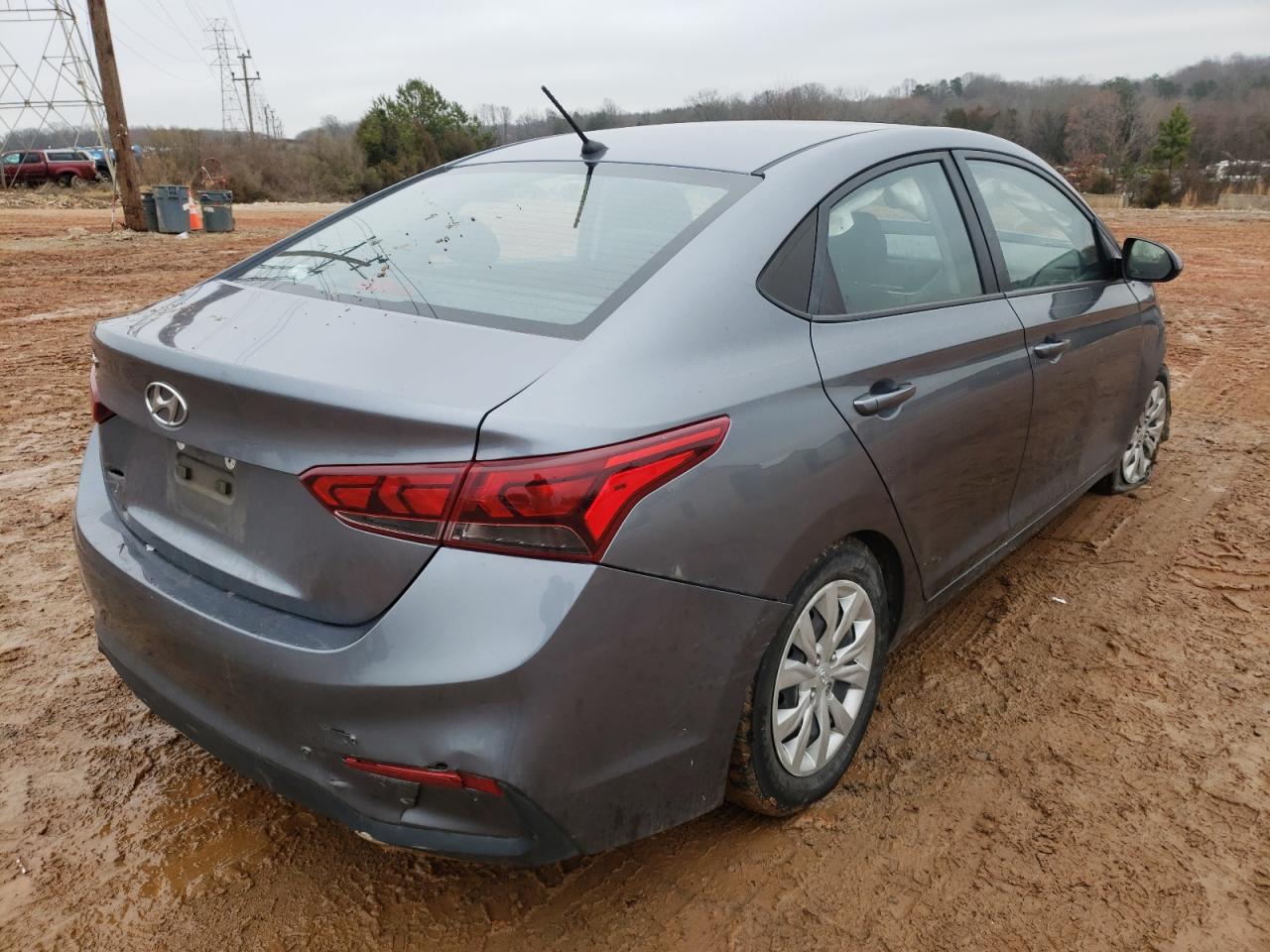 Photo 4 from auction – 2018 HYUNDAI ACCENT SE with VIN 3KPC24A32JE028088